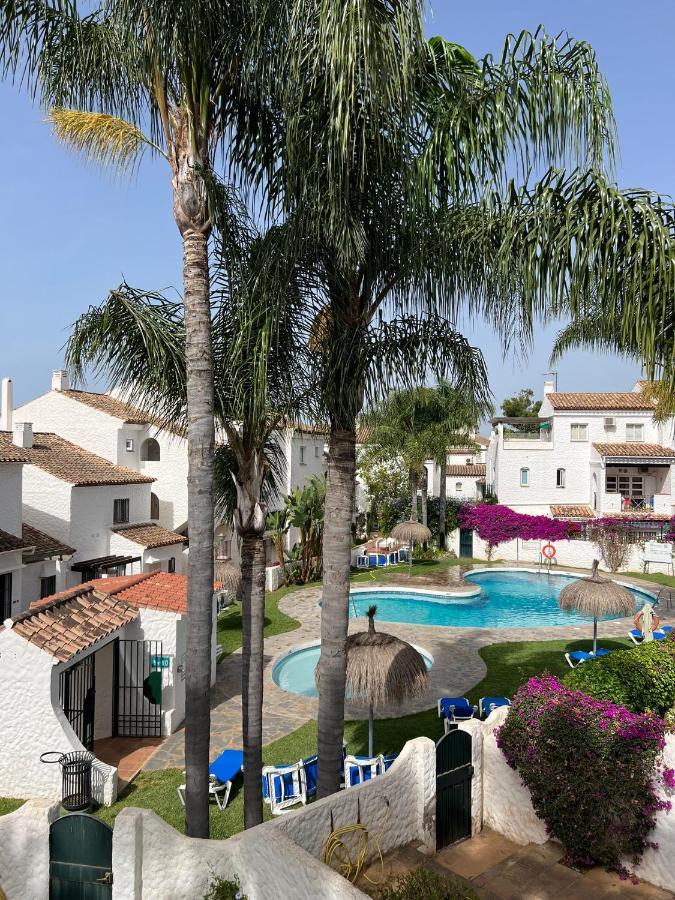 Benavista Estepona - 2 Bed Town House With Pool Villa Bagian luar foto